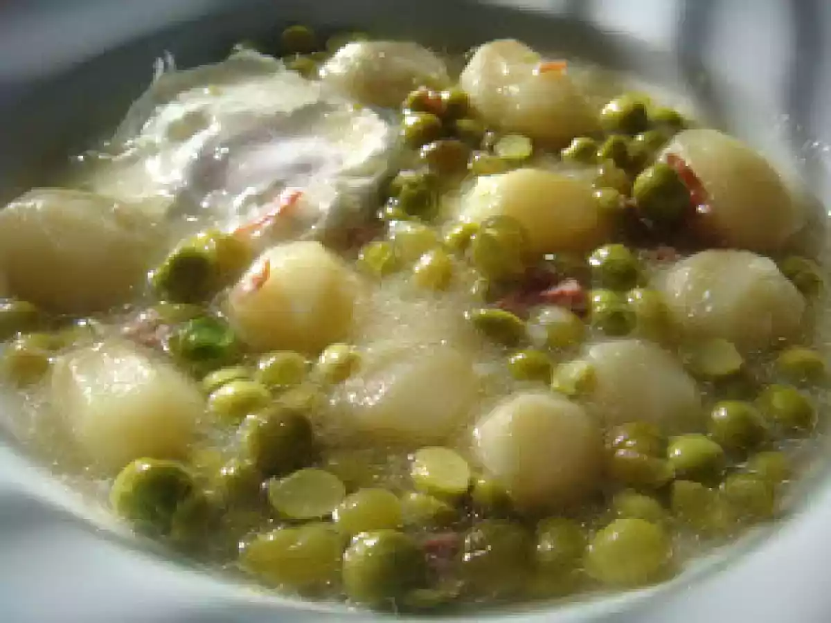 Patatas con Guisantes