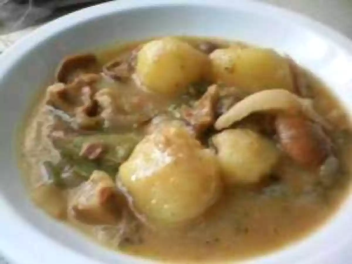 PATATAS CON NISCALOS