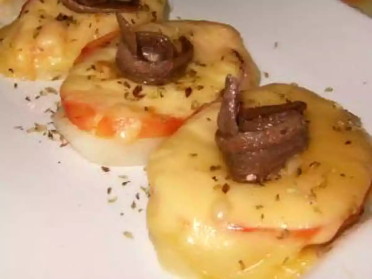 Patatas gratinadas con Bonito y Anchoa - foto 2