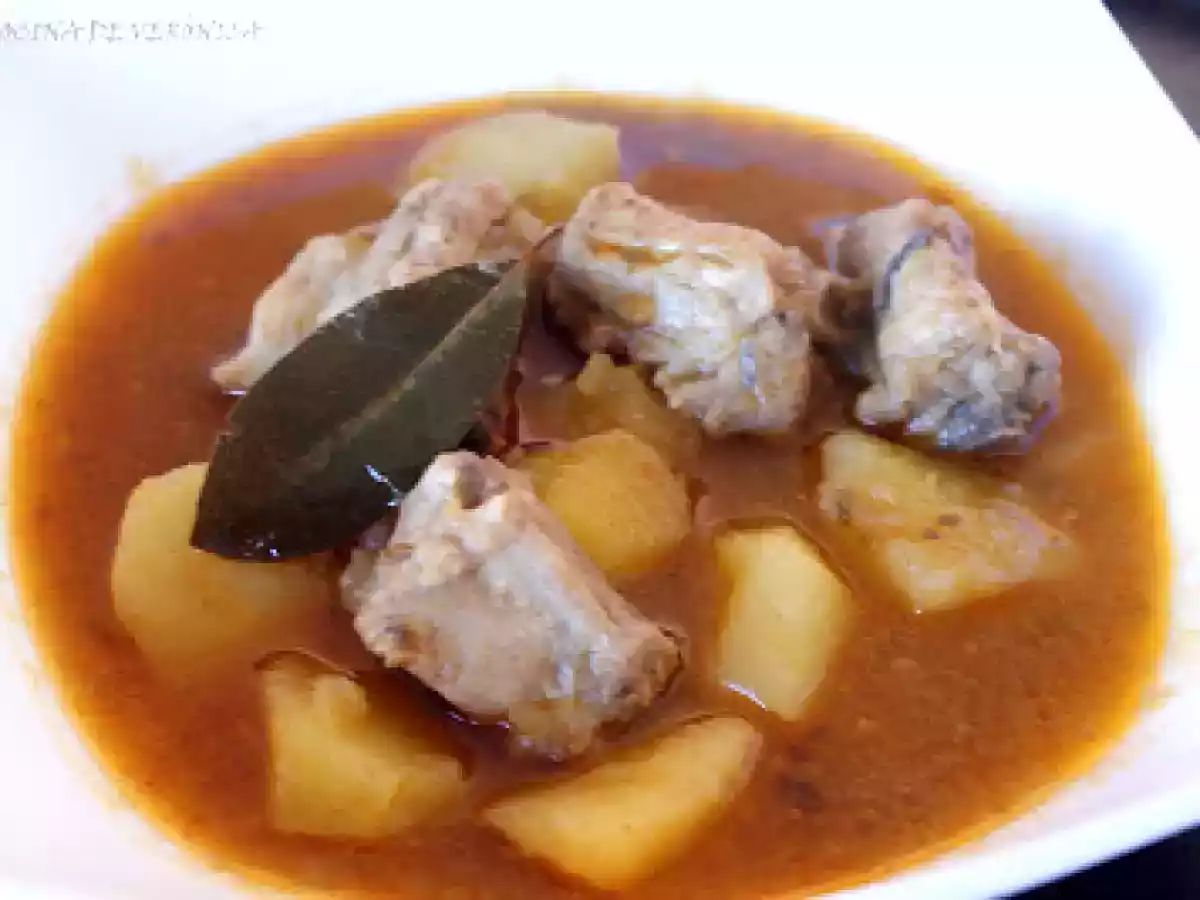 Patatas guisadas con costillas en thermomix - foto 2