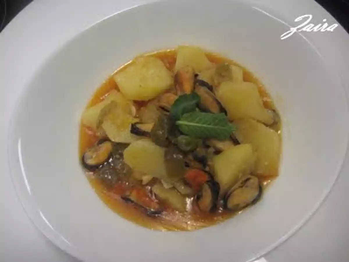 Patatas guisadas con mejillones