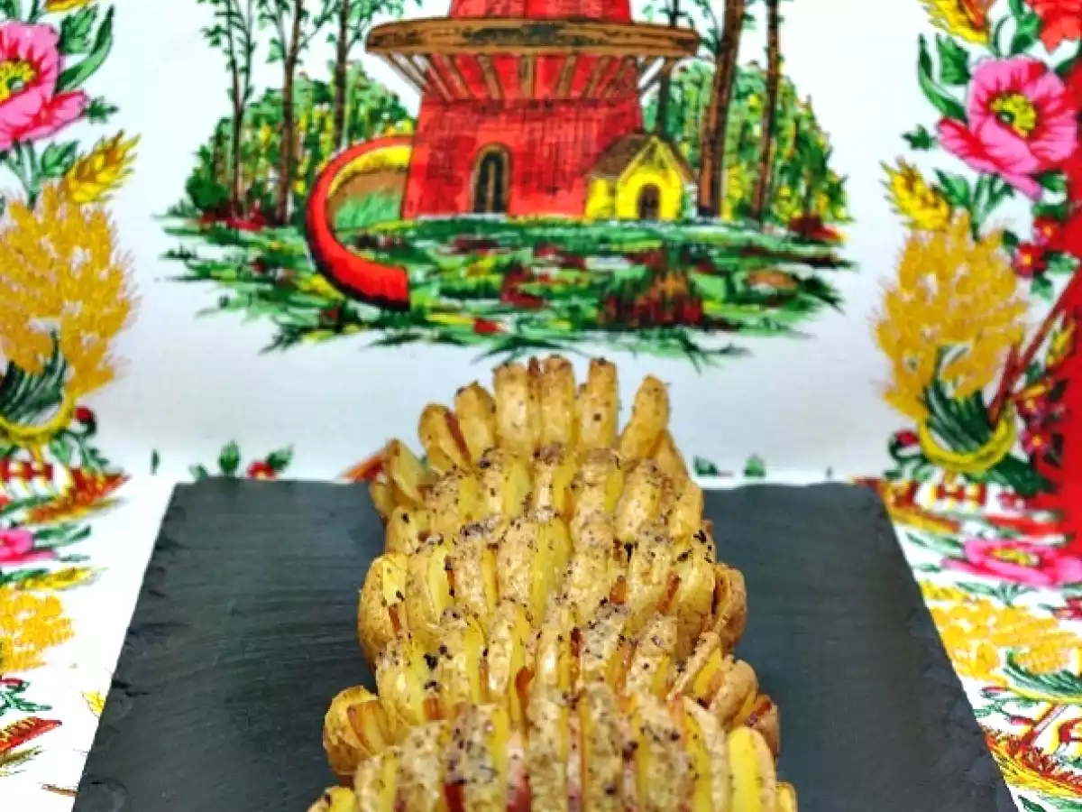 Patatas hasselback con bacon y ajo - foto 2