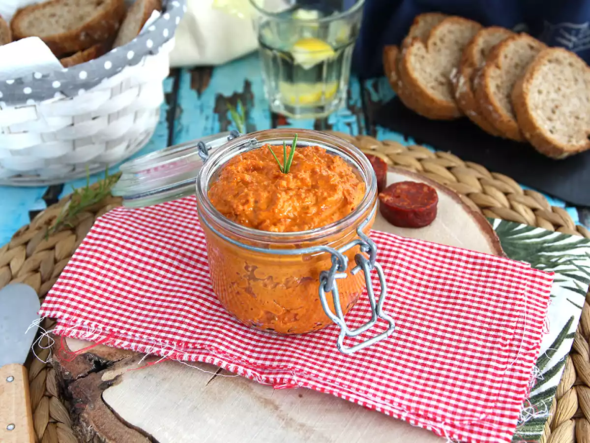 Paté de chorizo, fácil y rápido - foto 2