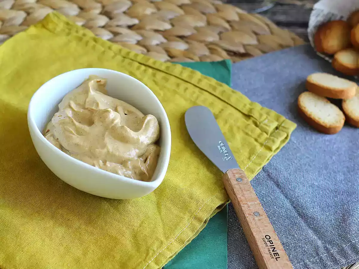 Paté de mejillones en escabeche