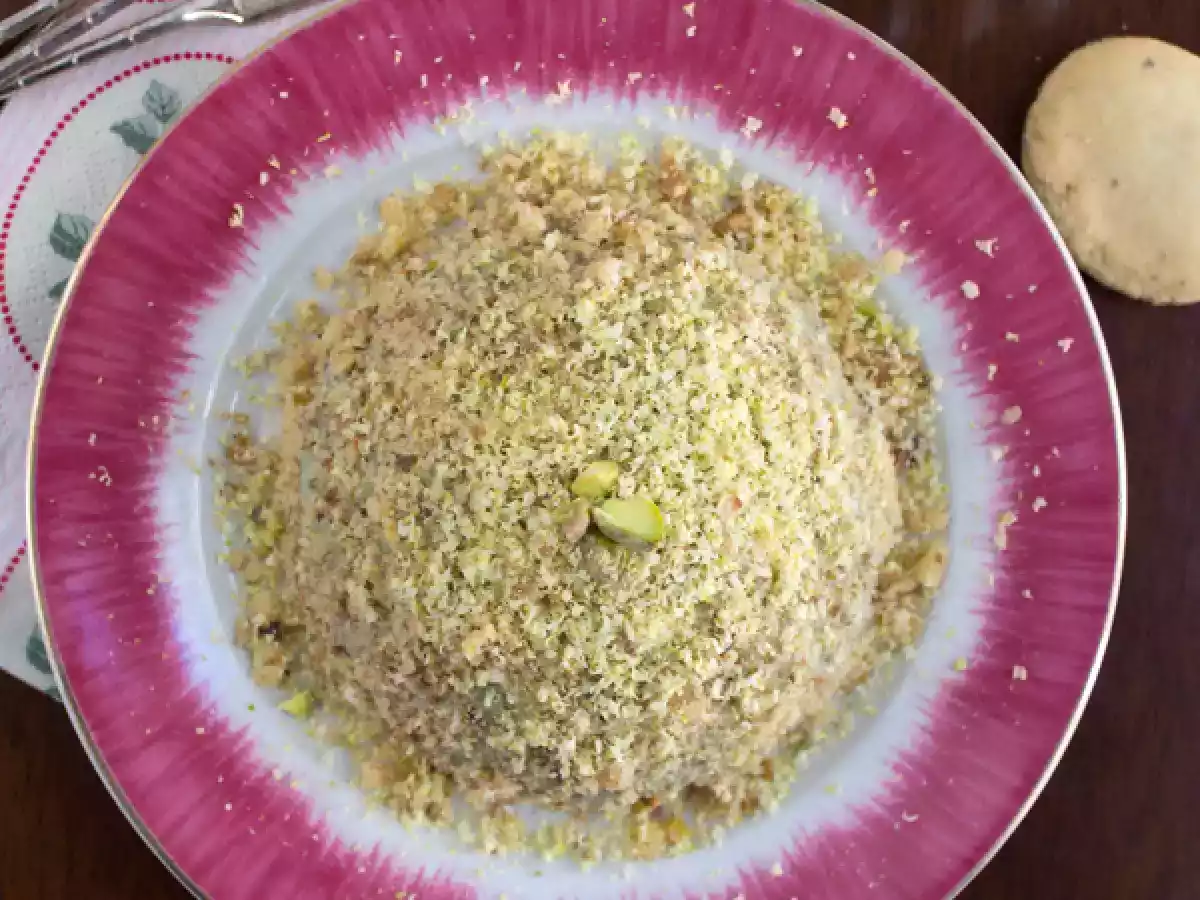 Paté de queso con nueces y pistachos