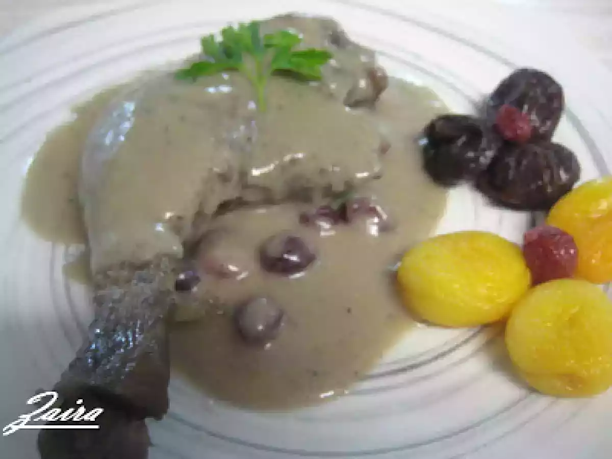 Pato en salsa de arándanos con ciruelas y orejones - foto 2