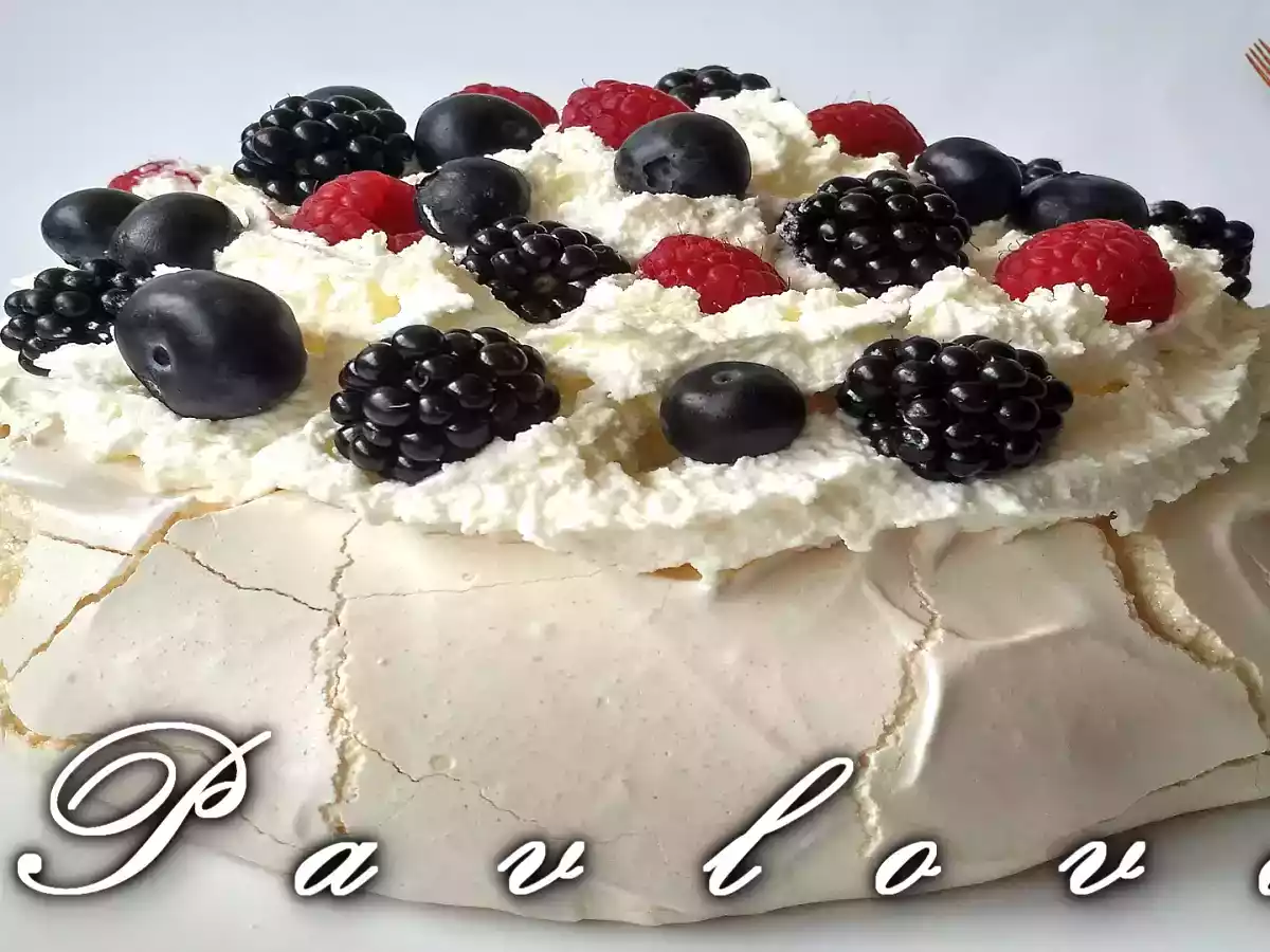 Pavlova de frutos rojos