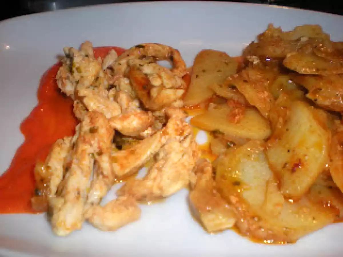 Pechuga de pollo con patatas adobadas