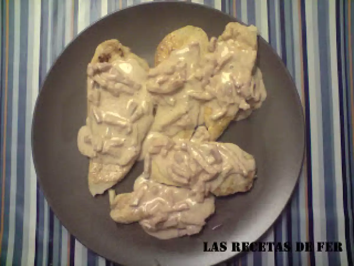 PECHUGA DE POLLO EN SALSA DE FOIE - foto 2