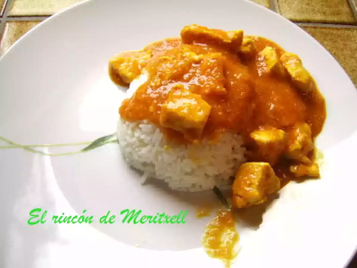Pechugas de pollo con salsa de coco y curry