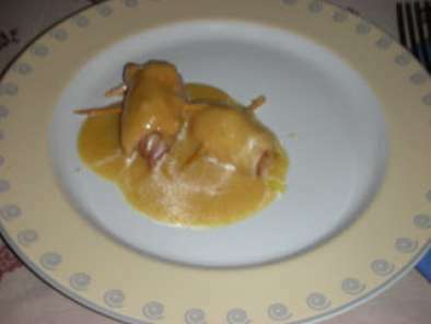 Pechugas de pollo rellenas de jamón y pera