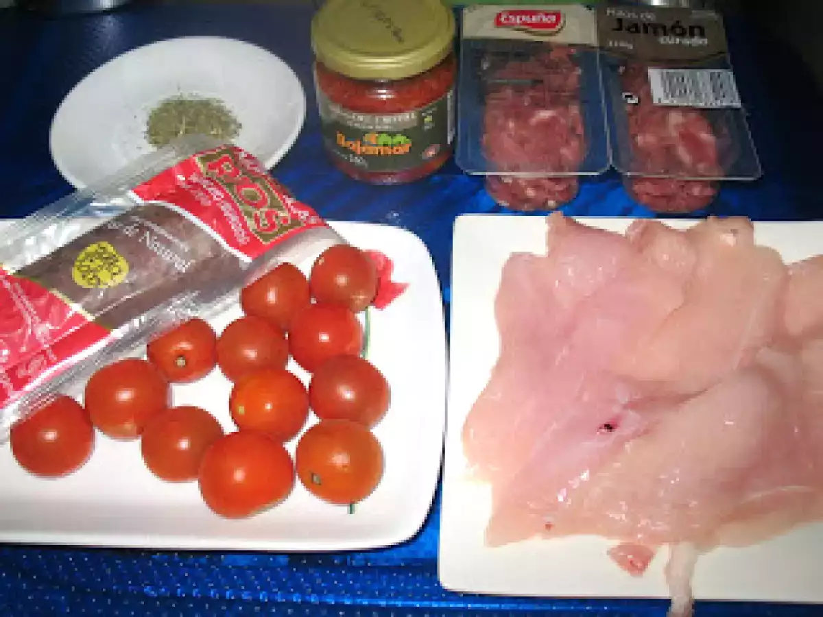 Pechugas de pollo rellenas de morcilla y pimientos del cristal - foto 2