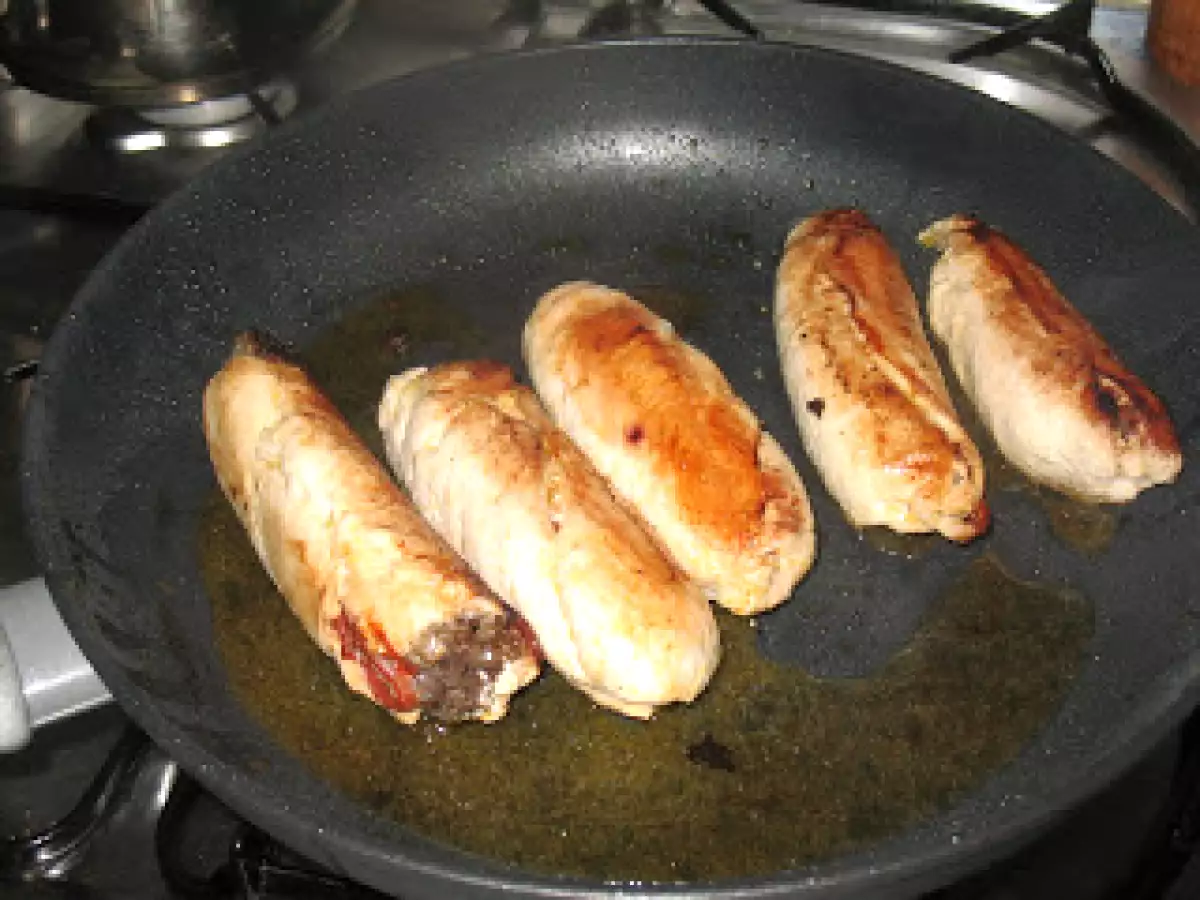 Pechugas de pollo rellenas de morcilla y pimientos del cristal - foto 18