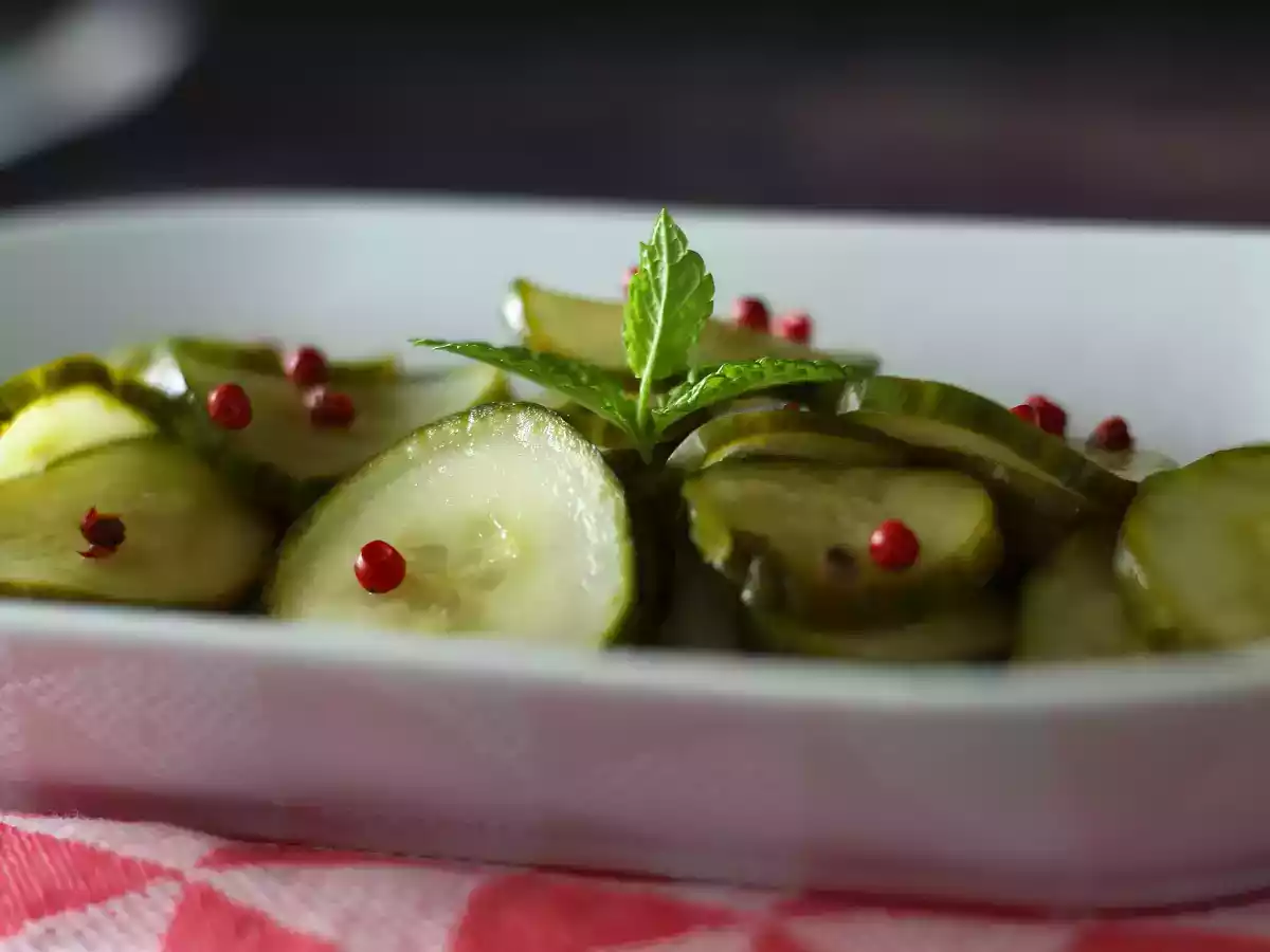 Pepinos agridulces, una guarnición rápida y sabrosa para el verano - foto 2