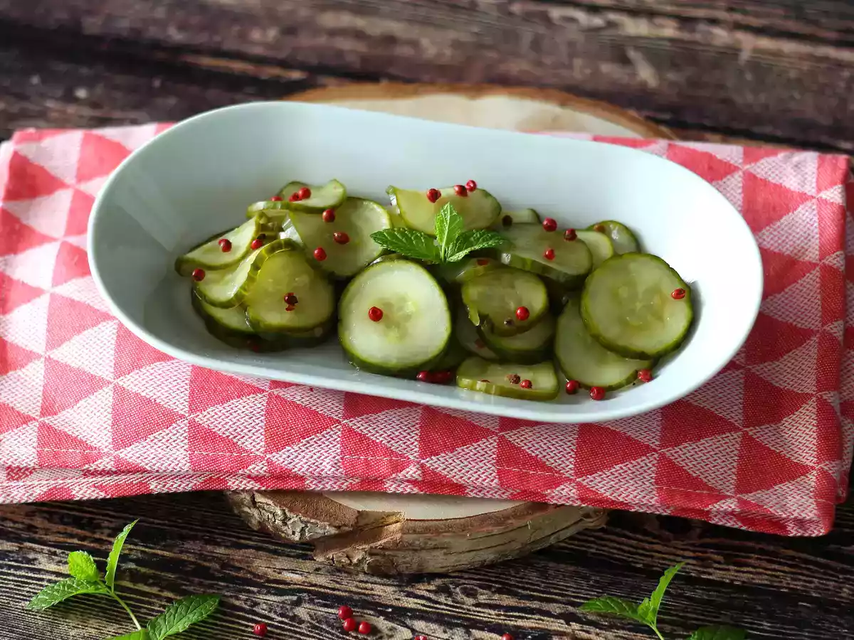 Pepinos agridulces, una guarnición rápida y sabrosa para el verano - foto 3