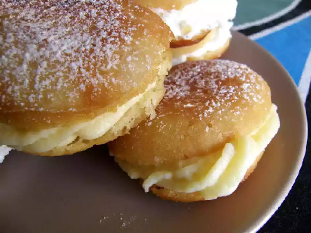 Pequeñas bombas de crema y nata. - foto 2