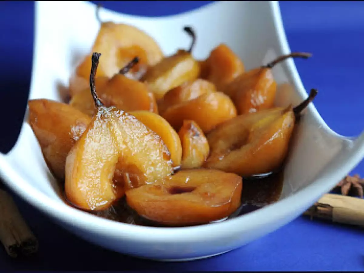 Peras cocidas con sirope de oporto y caramelo - foto 3