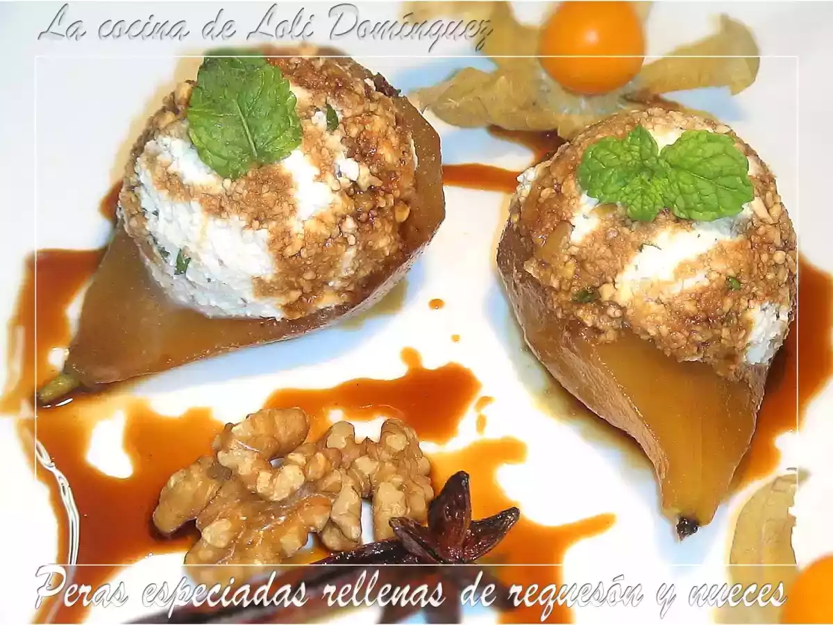Peras especiadas rellenas de requesón y nueces