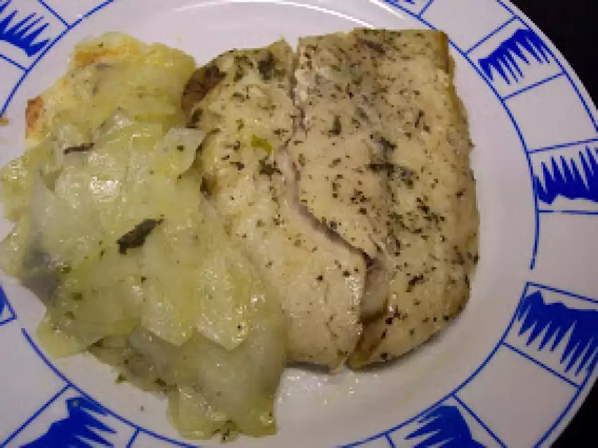 Perca con patatas al micro en bolsa de asar