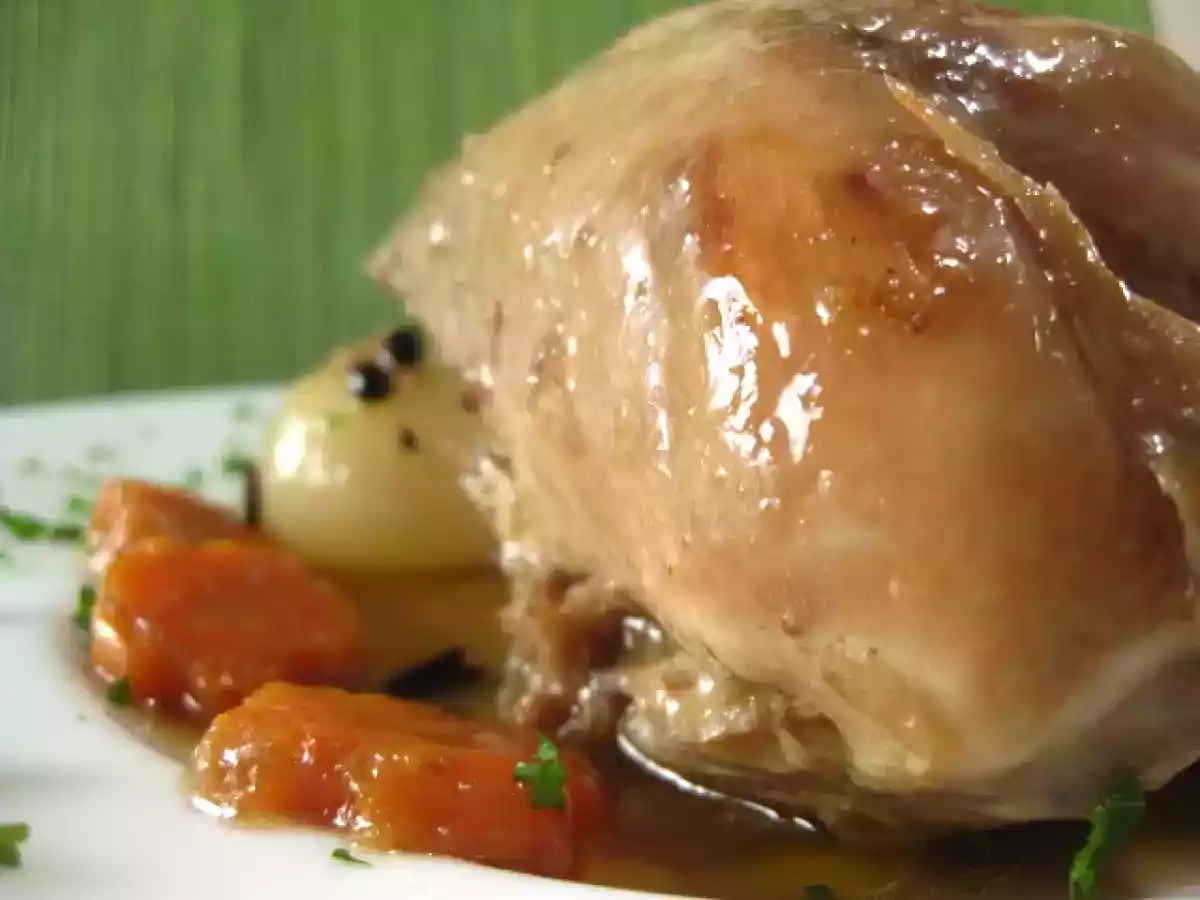 PERDICES EN ESCABECHE DE CLAVO, LAUREL Y CANELA