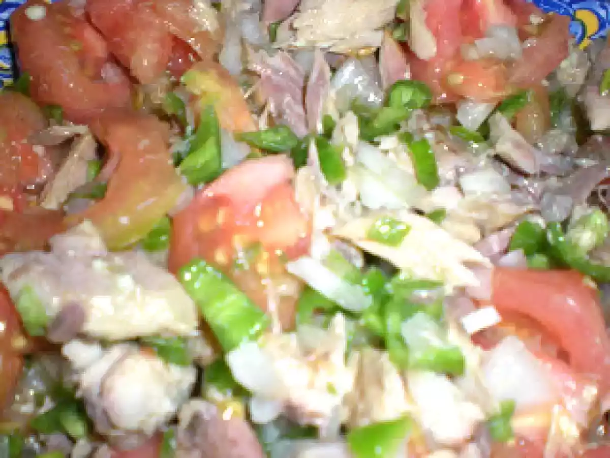 Periñaca con caballa. Receta de Andalucía Cádiz - foto 2