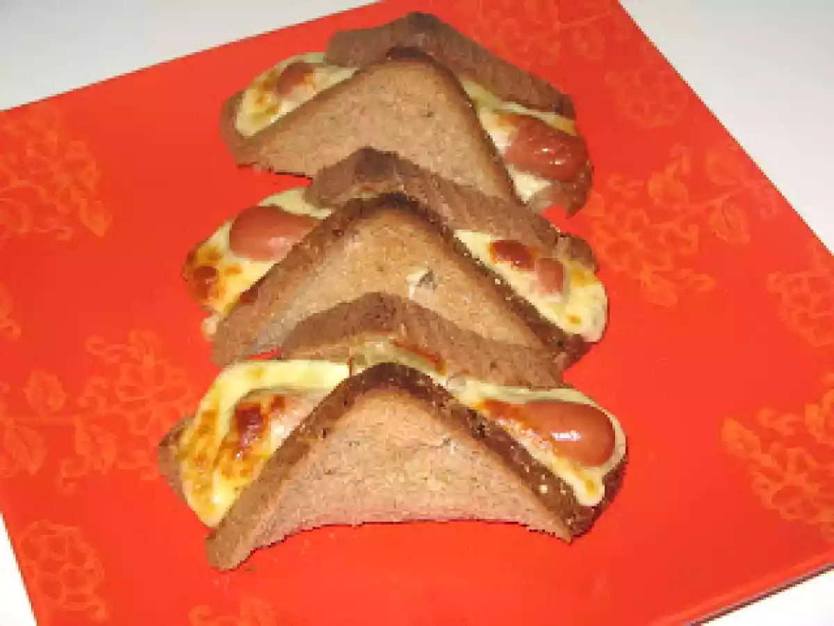 PERRITOS CALIENTES CON PAN DE MOLDE