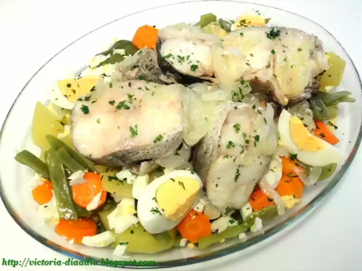 Pescadilla y verduras al vapor