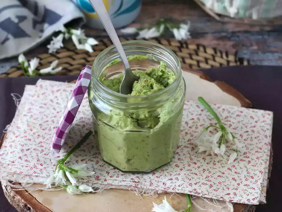 Pesto de ajo de oso (ajo silvestre) - foto 4