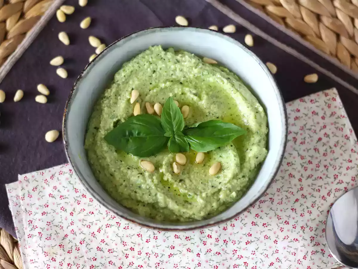Pesto de calabacín, la salsa saludable que no necesita cocción - foto 6