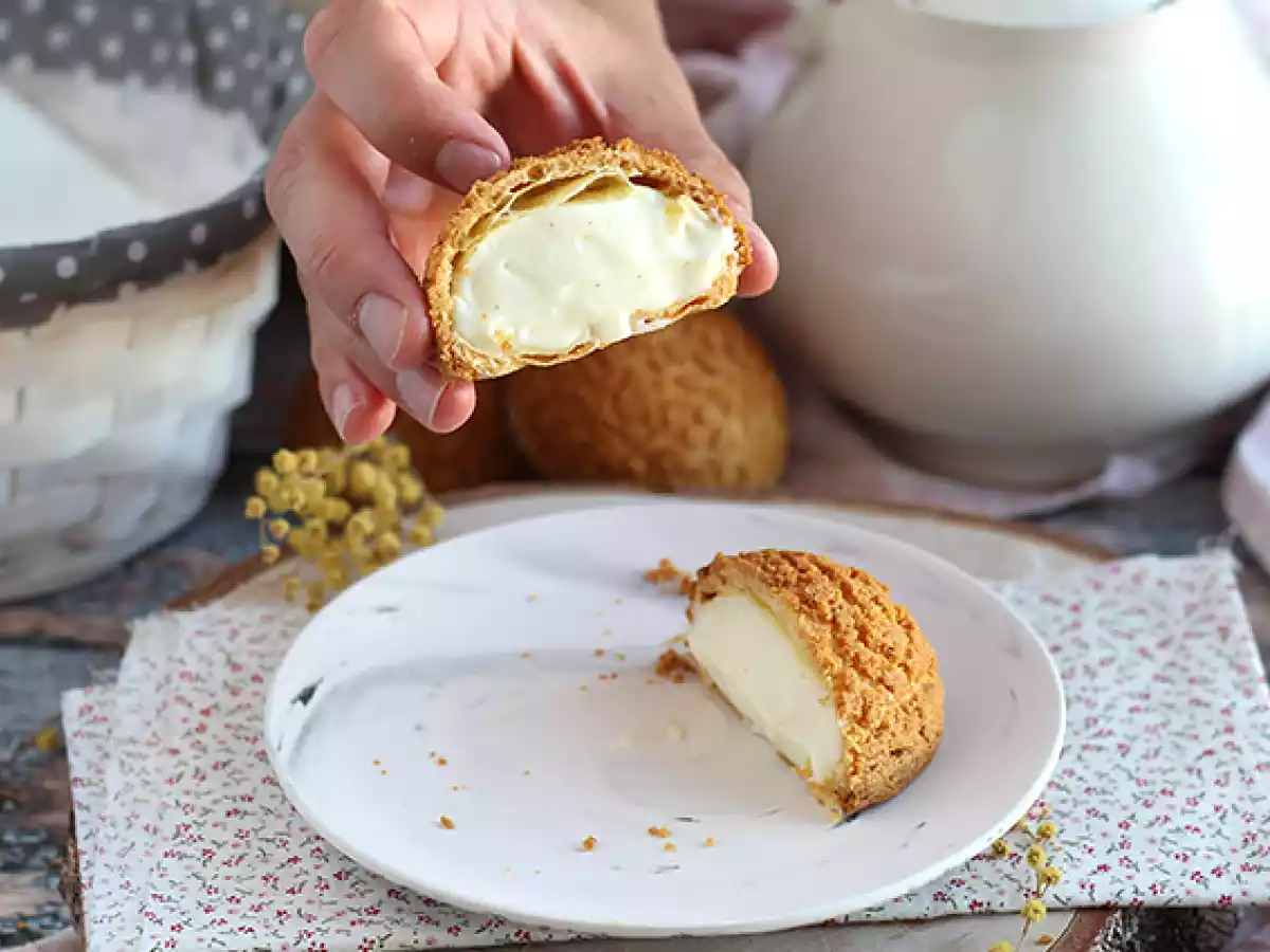 Petit choux con craquelin y crema de vainilla - foto 3