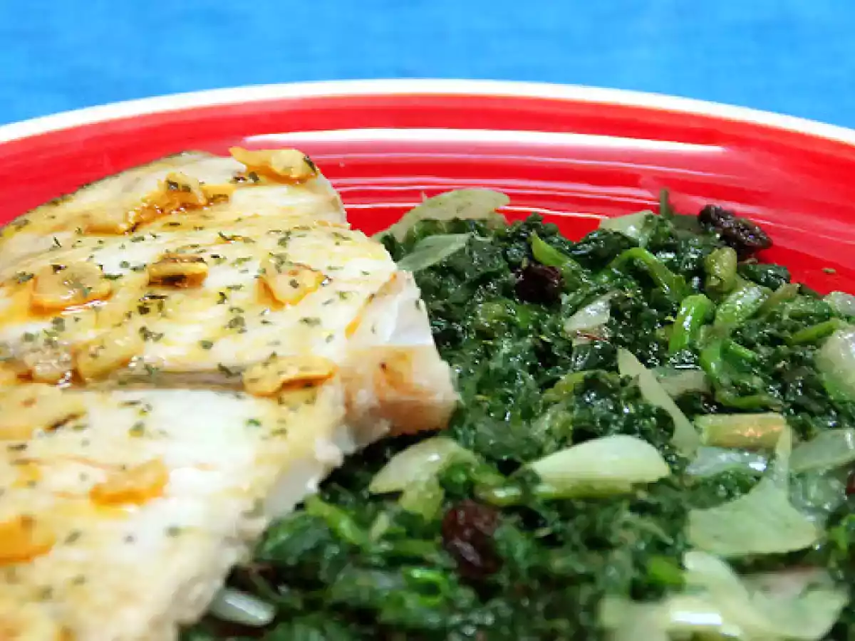 Pez espada a la donostiarra con espinacas