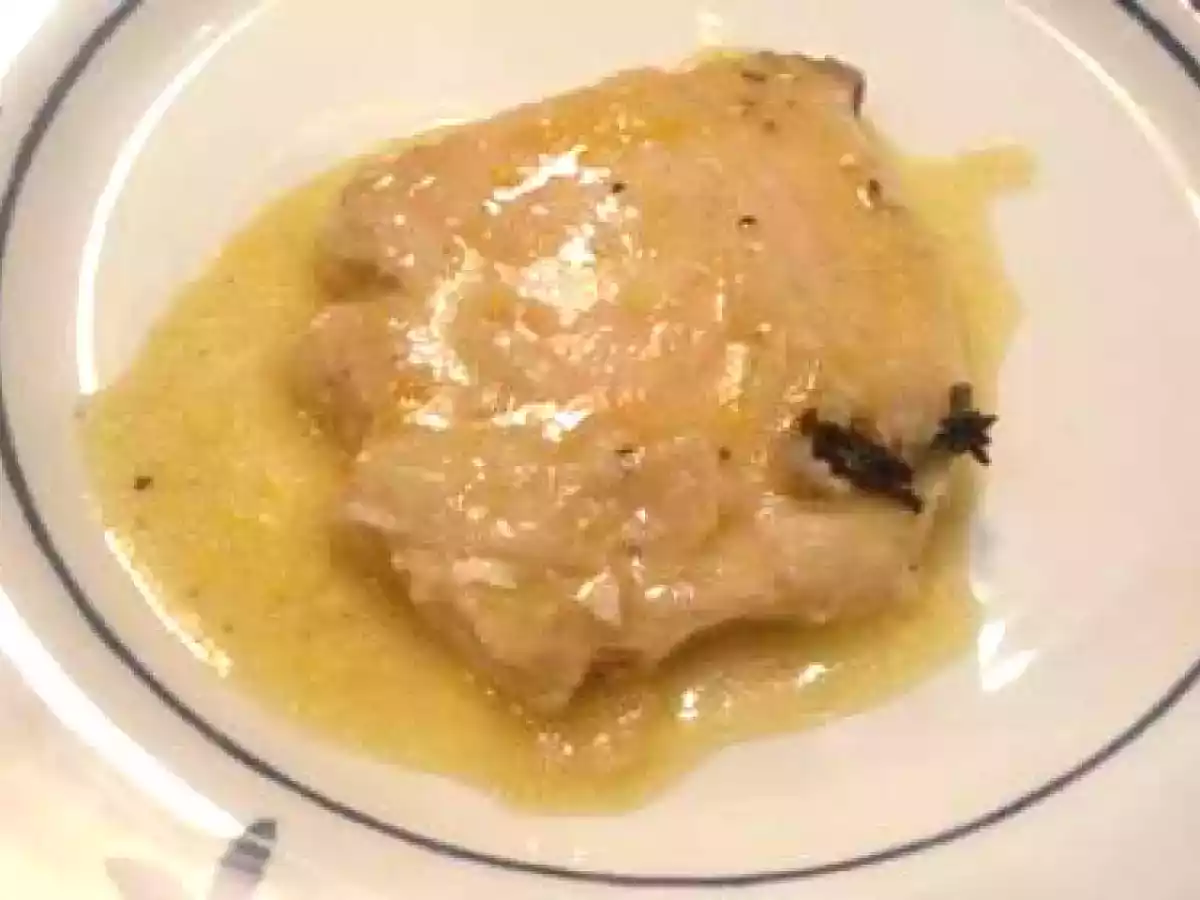 Pez espada con zumo de naranja