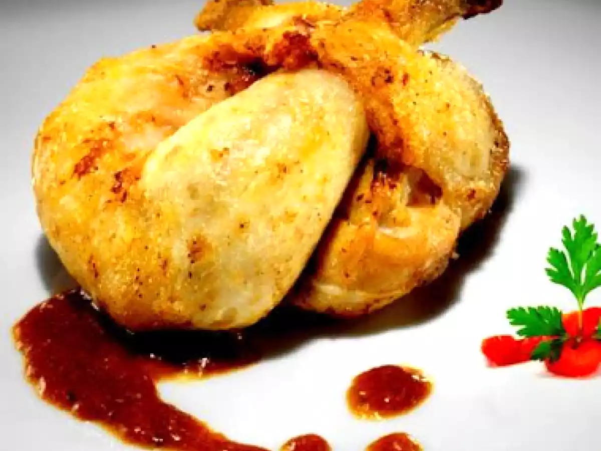 Picantones rellenos de solomillo, paté de foie, setas y trufa