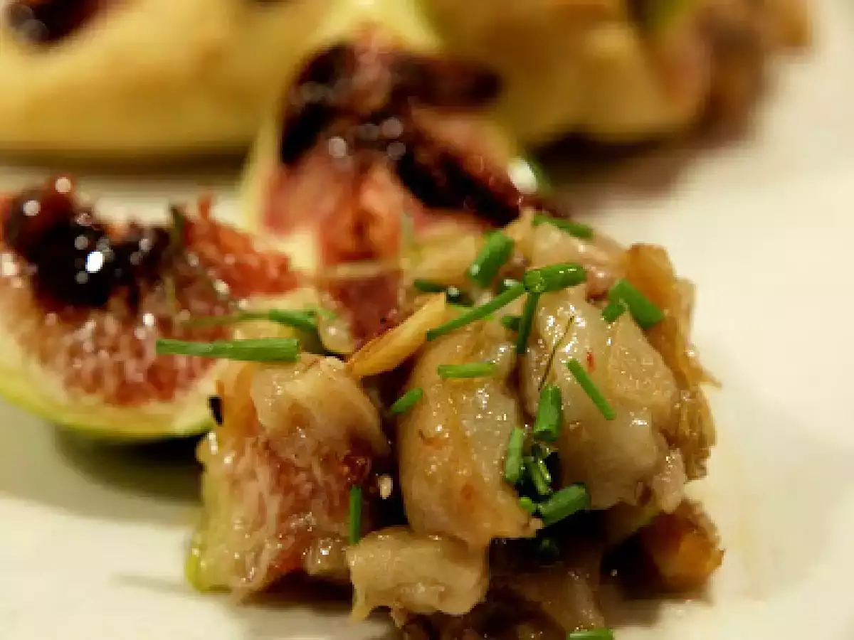 Pie de cerdo con hojaldre, higos, y piñones - foto 2