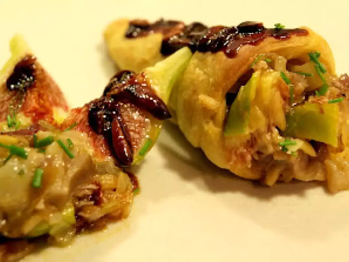 Pie de cerdo con hojaldre, higos, y piñones - foto 6
