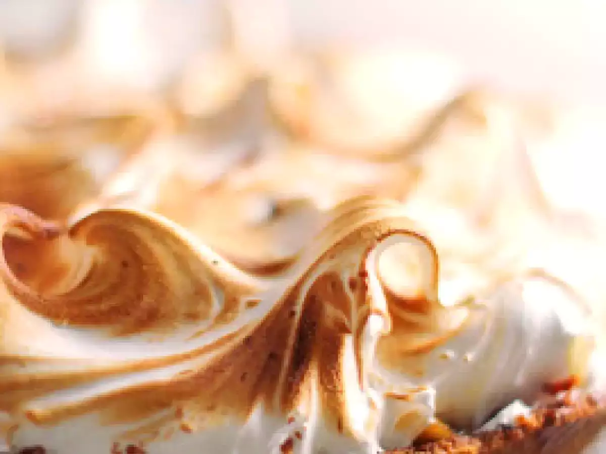 Pie de pera caramelizada y merengue suizo - foto 2