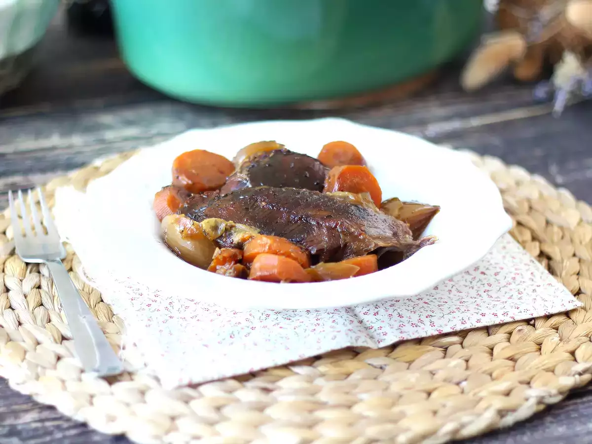 Pierna de cordero cocinada durante 7 horas: melosidad perfecta y un sabor inolvidable - foto 3