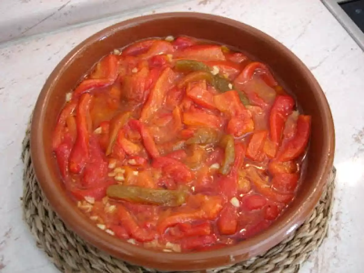 Pimientos asados al ajillo