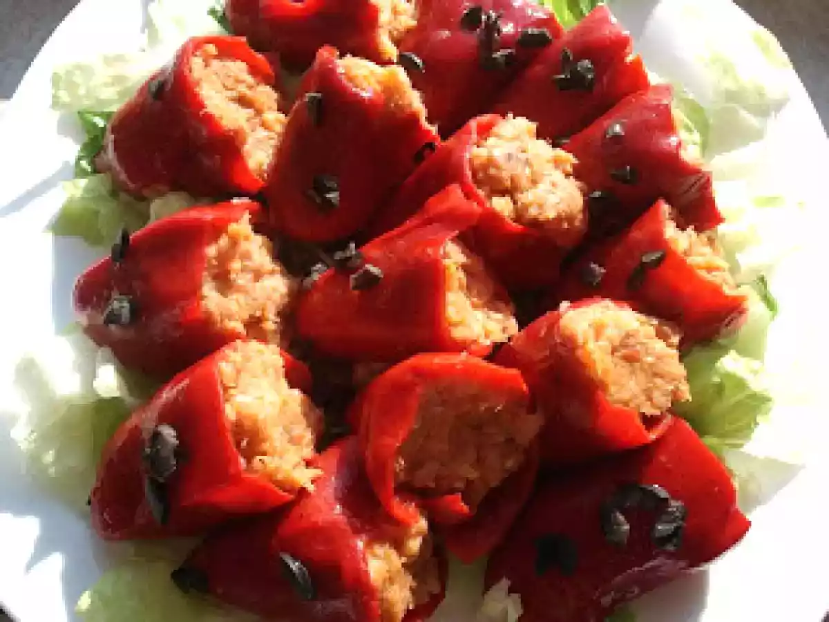 Pimientos del piquillo con xatonada