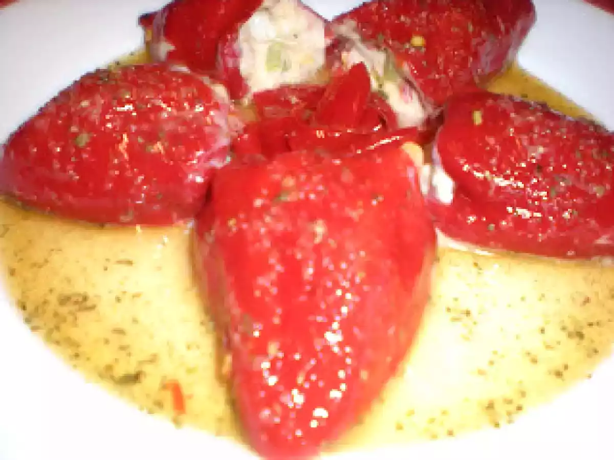 Pimientos del piquillo rellenos con ensaladilla rusa (mayonesa sin huevo) - foto 4