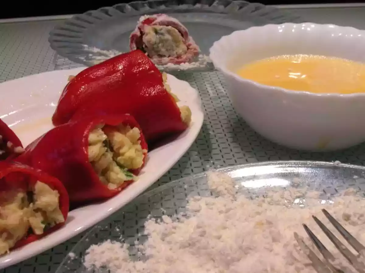 Pimientos del piquillo rellenos de Anchoas - foto 3