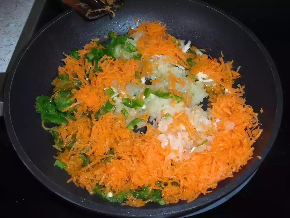 PIMIENTOS DEL PIQUILLO RELLENOS DE ATUN - foto 2