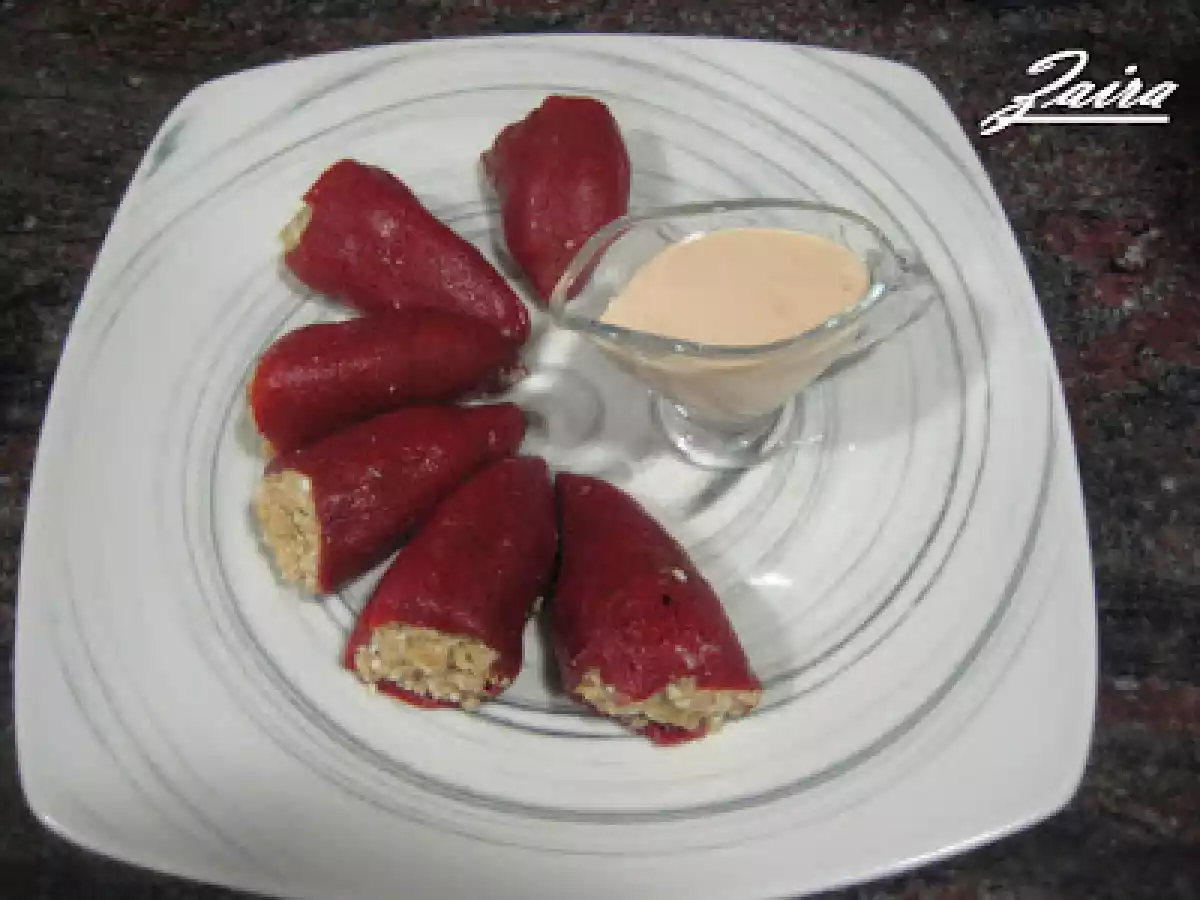 Pimientos del piquillo rellenos de bonito - foto 3
