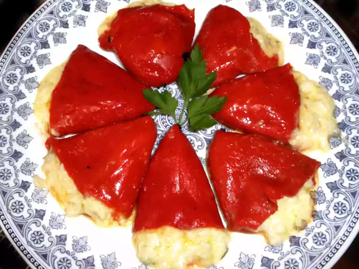 Pimientos del Piquillo rellenos de Brandada de bacalao