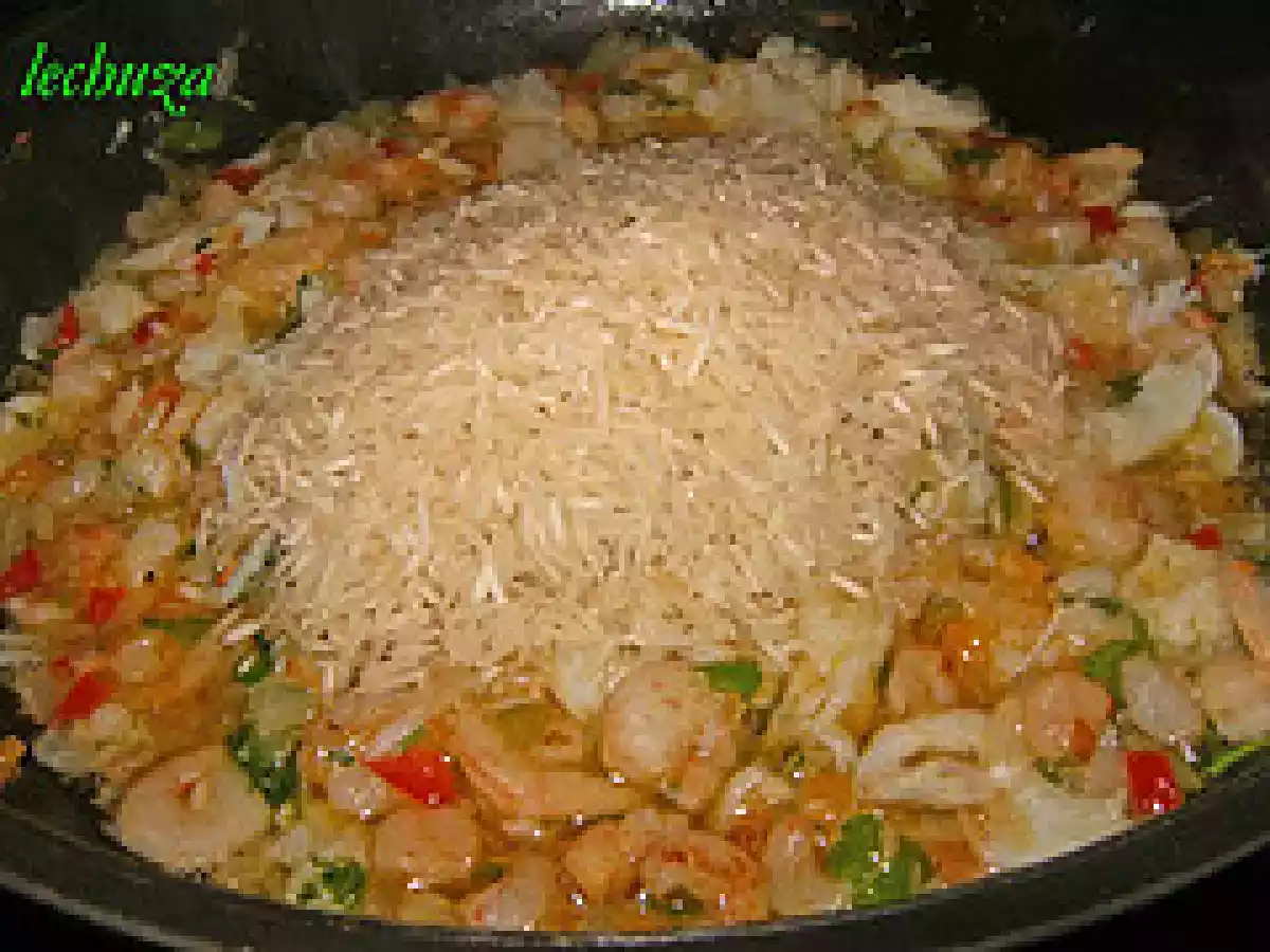 Pimientos morrones rellenos de arroz, gambas y bacalao - foto 6
