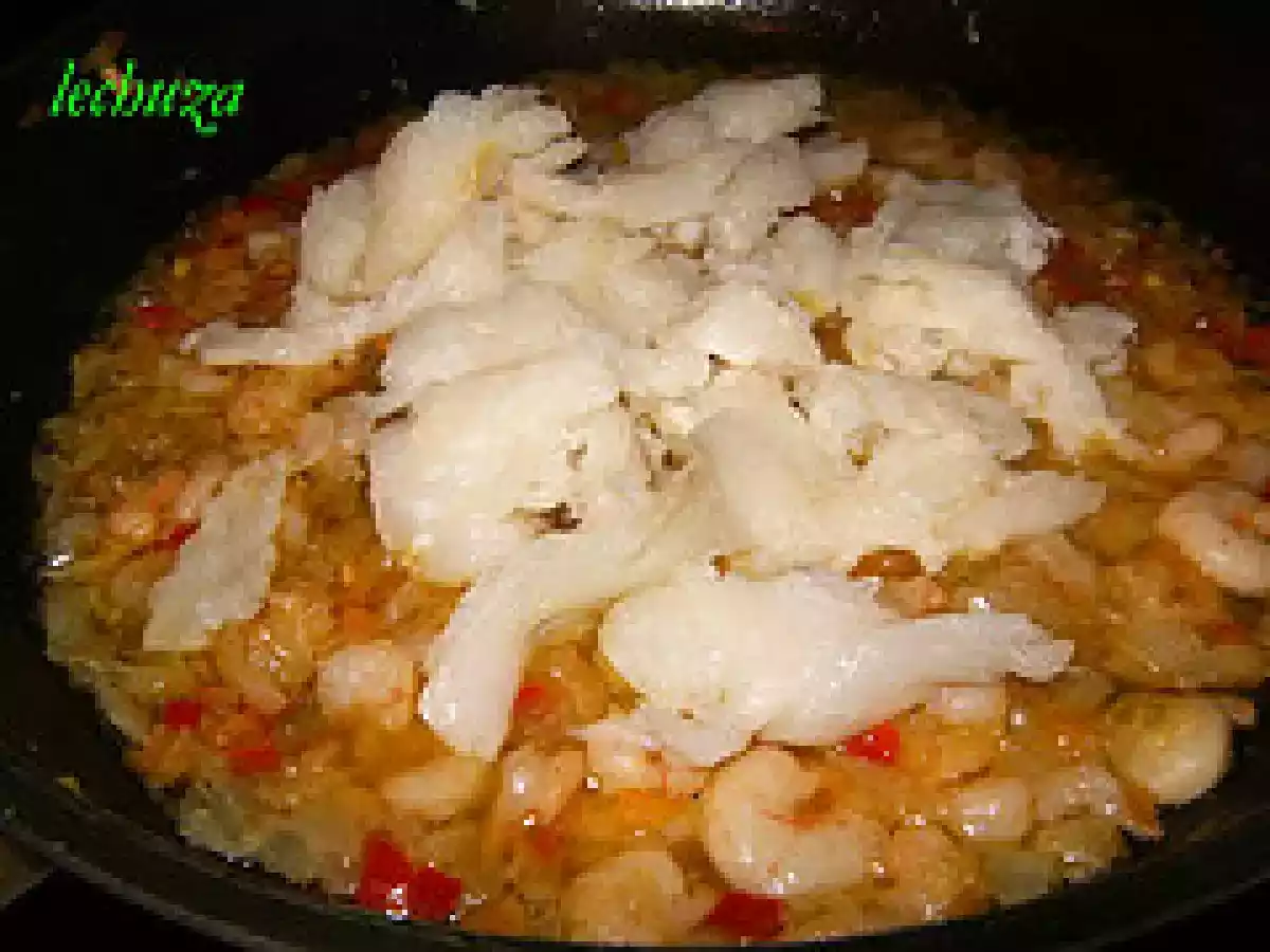 Pimientos morrones rellenos de arroz, gambas y bacalao - foto 7