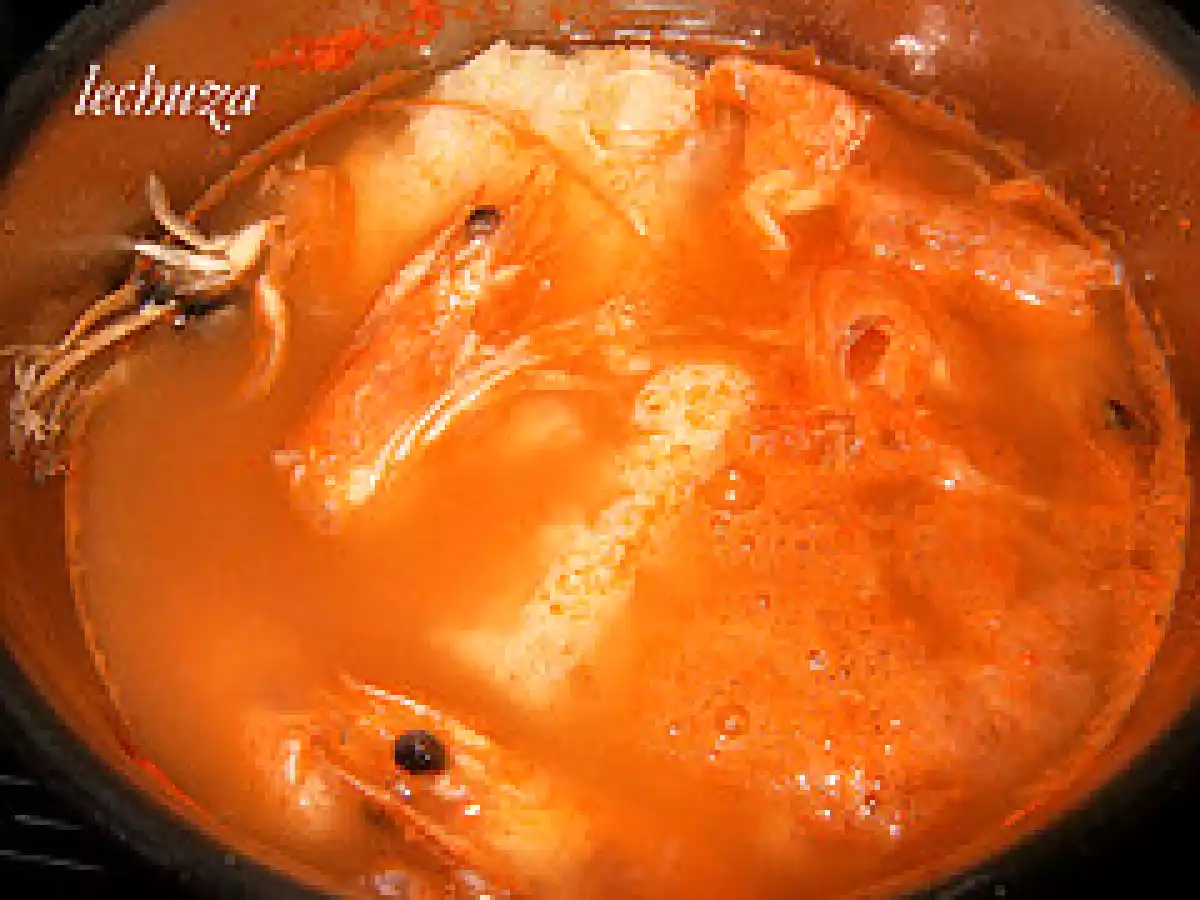 Pimientos morrones rellenos de arroz, gambas y bacalao - foto 11