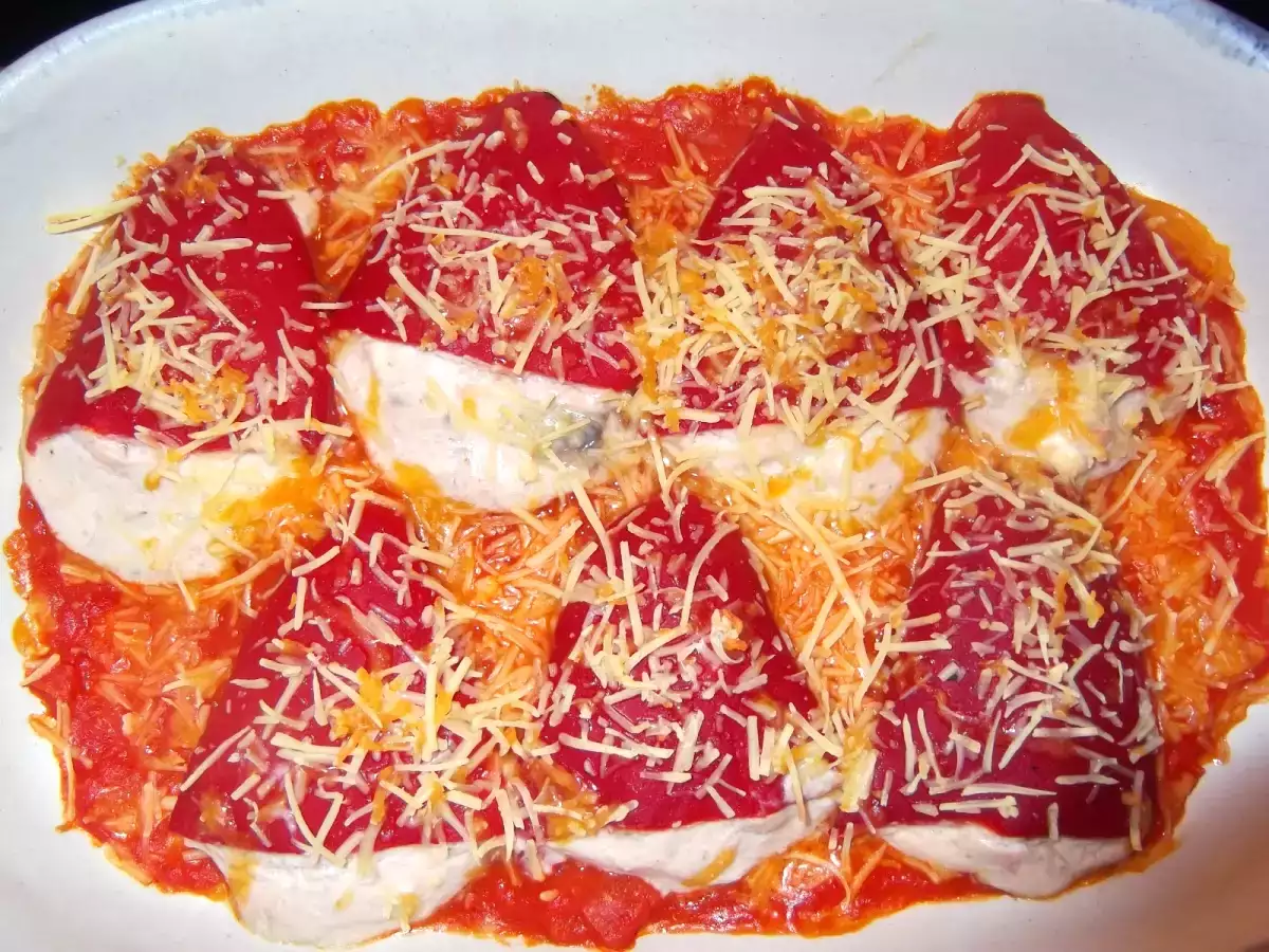 Pimientos rellenos de crema de queso