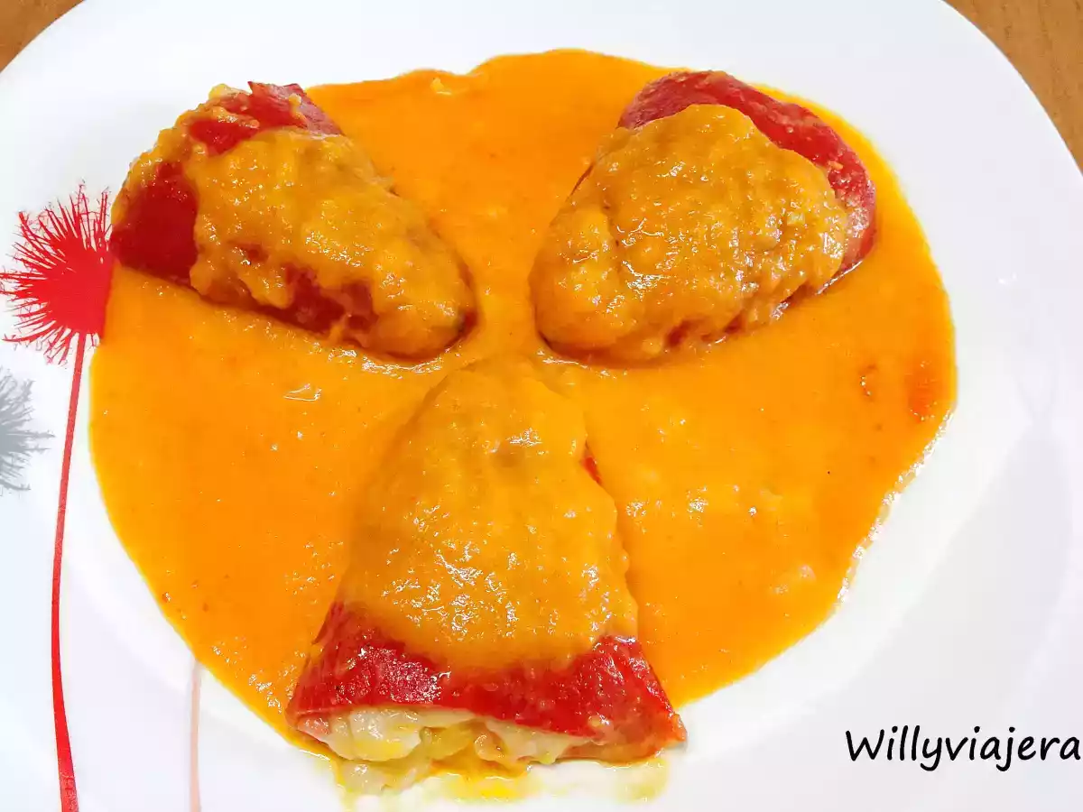 Pimientos rellenos de marisco