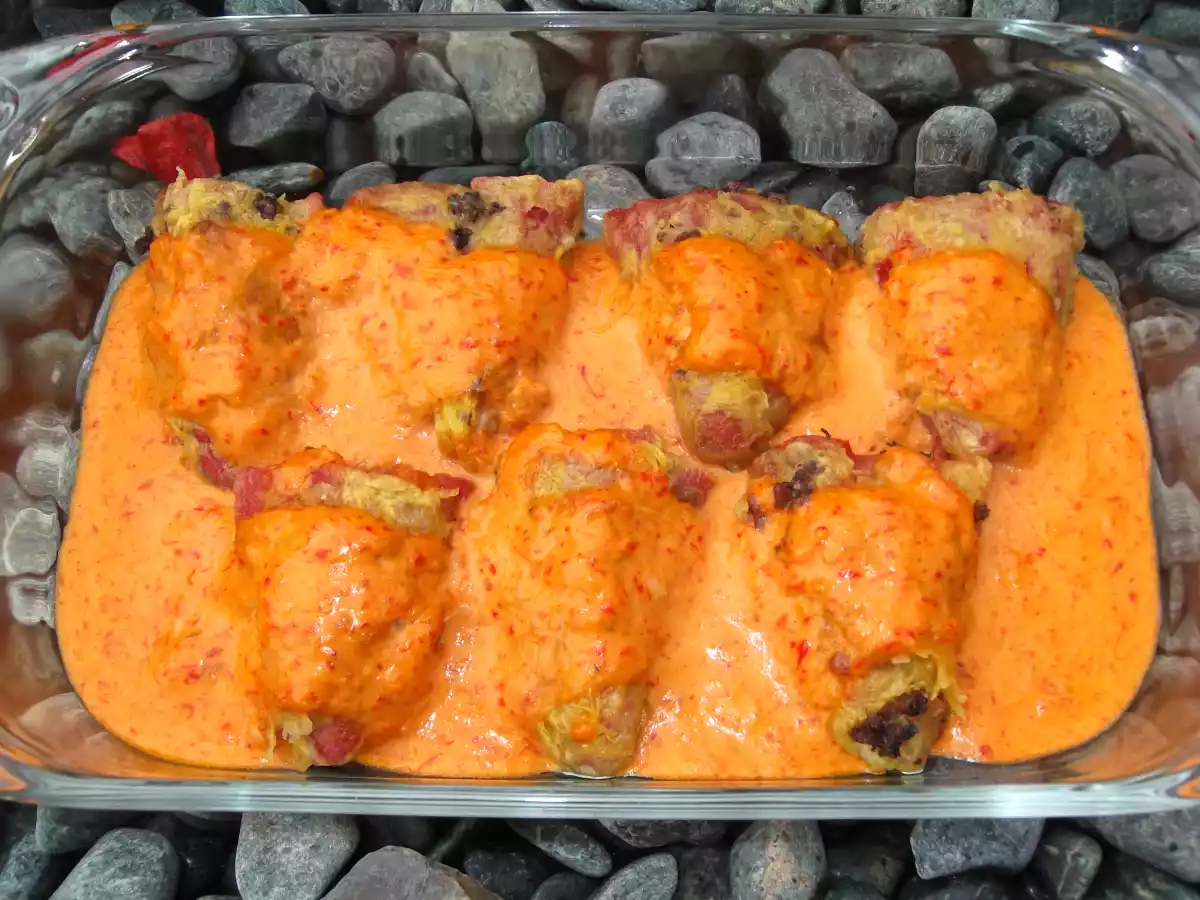 Pimientos rellenos de morcilla